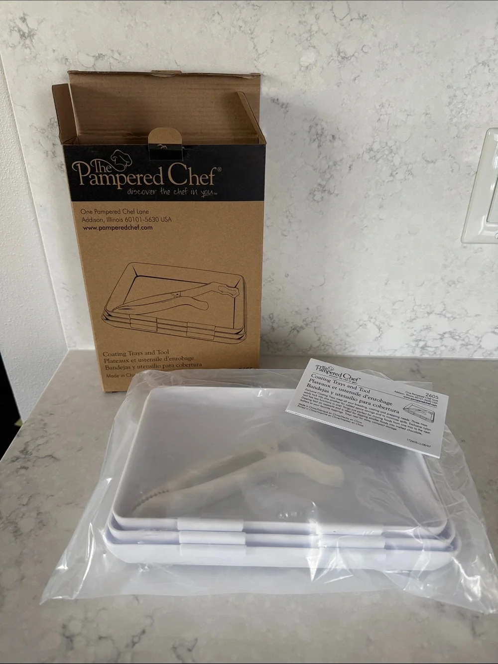 The Pampered Chef White Coating Trays with White Tool Set